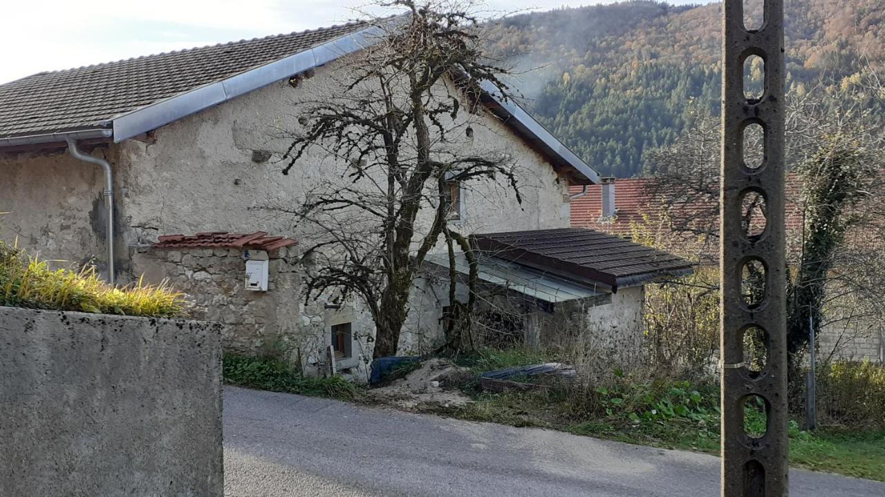 Maison Chaleureuse Et Ecologique Villa Coyriere Exterior photo