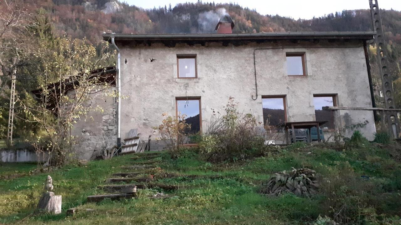 Maison Chaleureuse Et Ecologique Villa Coyriere Exterior photo